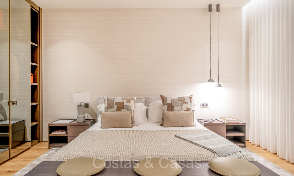 Instapklaar, prestigieus duplex appartement te koop in een chique resort-stijl complex o/d Golden Mile van Marbella 73853