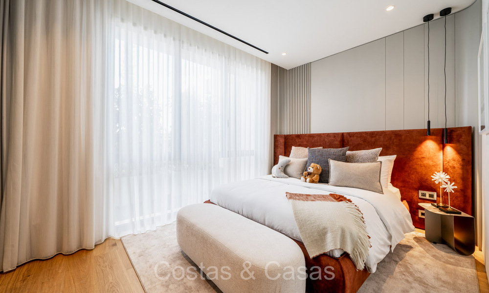 Instapklaar, prestigieus duplex appartement te koop in een chique resort-stijl complex o/d Golden Mile van Marbella 73857