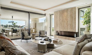 Instapklaar, prestigieus duplex appartement te koop in een chique resort-stijl complex o/d Golden Mile van Marbella 73866 