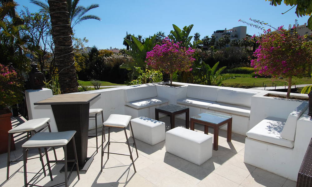 Instapklare, luxevilla te koop op loopafstand van een prachtig golfclubhuis op de New Golden Mile tussen Marbella - Estepona 806050