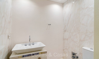 Eersteklas mediterrane villa te koop in een exclusief complex op de Golden Mile van Marbella 74152 