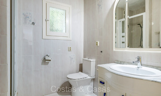 Spaanse villa te koop op loopafstand van alles in Nueva Andalucia, Marbella 74387 