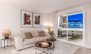 Contemporain gerenoveerd appartement op loopafstand van alle voorzieningen en het strand in Nueva Andalucia, Marbella 74635 