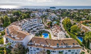 Contemporain gerenoveerd appartement op loopafstand van alle voorzieningen en het strand in Nueva Andalucia, Marbella 74644 