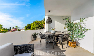 Contemporain gerenoveerd appartement op loopafstand van alle voorzieningen en het strand in Nueva Andalucia, Marbella 74651 