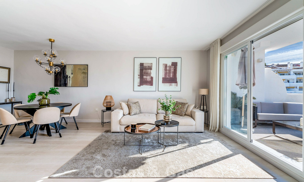 Contemporain gerenoveerd appartement op loopafstand van alle voorzieningen en het strand in Nueva Andalucia, Marbella 74654