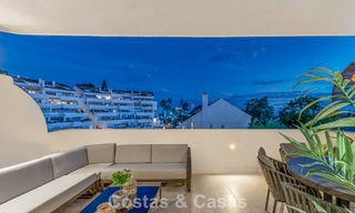 Contemporain gerenoveerd appartement op loopafstand van alle voorzieningen en het strand in Nueva Andalucia, Marbella 74664 
