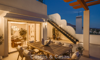 Prestigieus gerenoveerd penthouse met panoramisch zeezicht te koop in Nueva Andalucia’s golfvallei, Marbella 773611 