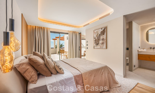 Prestigieus gerenoveerd penthouse met panoramisch zeezicht te koop in Nueva Andalucia’s golfvallei, Marbella 773627 