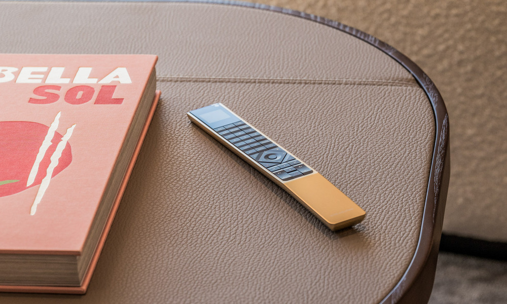 Luxueus gerenoveerd appartement met zeezicht te koop in een exclusief strandcomplex in Los Monteros, Marbella Oost 778344