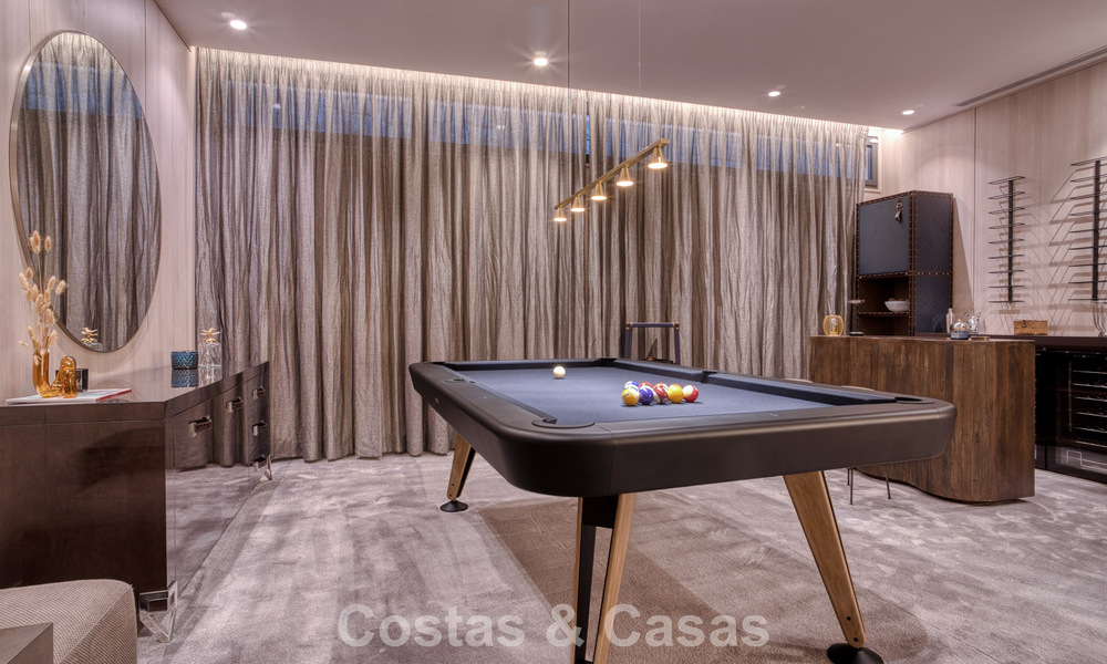 Luxueus duplex appartement te koop met zeezicht in een hoogstaand Sierra Blanca complex op Marbella’s Golden Mile 774577