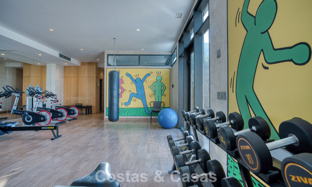 Luxueus duplex appartement te koop met zeezicht in een hoogstaand Sierra Blanca complex op Marbella’s Golden Mile 774581