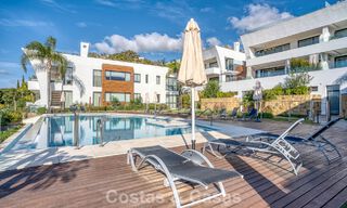 Luxueus duplex appartement te koop met zeezicht in een hoogstaand Sierra Blanca complex op Marbella’s Golden Mile 774588 
