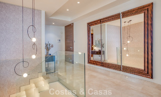Luxueus duplex appartement te koop met zeezicht in een hoogstaand Sierra Blanca complex op Marbella’s Golden Mile 774628 