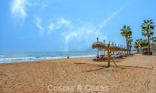 Ruim 3-slaapkamer appartement met panoramisch zeezicht te koop in een strandcomplex ten oosten van Marbella centrum 774634 