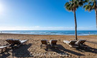 Ruim 3-slaapkamer appartement met panoramisch zeezicht te koop in een strandcomplex ten oosten van Marbella centrum 774650 