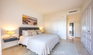 Ruim 3-slaapkamer appartement met panoramisch zeezicht te koop in een strandcomplex ten oosten van Marbella centrum 774661 