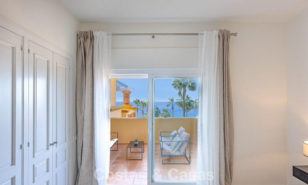 Ruim 3-slaapkamer appartement met panoramisch zeezicht te koop in een strandcomplex ten oosten van Marbella centrum 774662