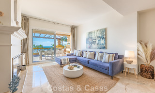 Ruim 3-slaapkamer appartement met panoramisch zeezicht te koop in een strandcomplex ten oosten van Marbella centrum 774697 