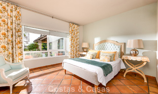 Prachtige villa in Spaanse stijl met prachtig uitzicht op zee te koop in Elviria, Oost Marbella 774738 