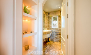 Prachtige villa in Spaanse stijl met prachtig uitzicht op zee te koop in Elviria, Oost Marbella 774739 