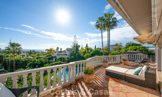 Prachtige villa in Spaanse stijl met prachtig uitzicht op zee te koop in Elviria, Oost Marbella 774748 