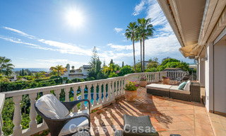 Prachtige villa in Spaanse stijl met prachtig uitzicht op zee te koop in Elviria, Oost Marbella 774749 