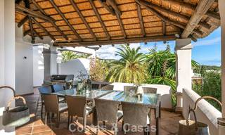 Prachtige villa in Spaanse stijl met prachtig uitzicht op zee te koop in Elviria, Oost Marbella 774764 