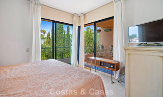 Ruim herenhuis met privétuin te koop, omgeven door golfbanen in Nueva Andalucia, Marbella 775069 