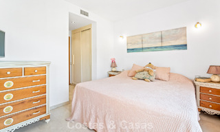 Ruim herenhuis met privétuin te koop, omgeven door golfbanen in Nueva Andalucia, Marbella 775070 