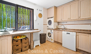 Ruim herenhuis met privétuin te koop, omgeven door golfbanen in Nueva Andalucia, Marbella 775090 