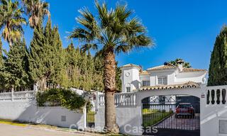 Instapklare luxevilla in Mediterrane bouwstijl te koop in een residentiële woonwijk in de golfvallei van Mijas, Costa del Sol 775143 