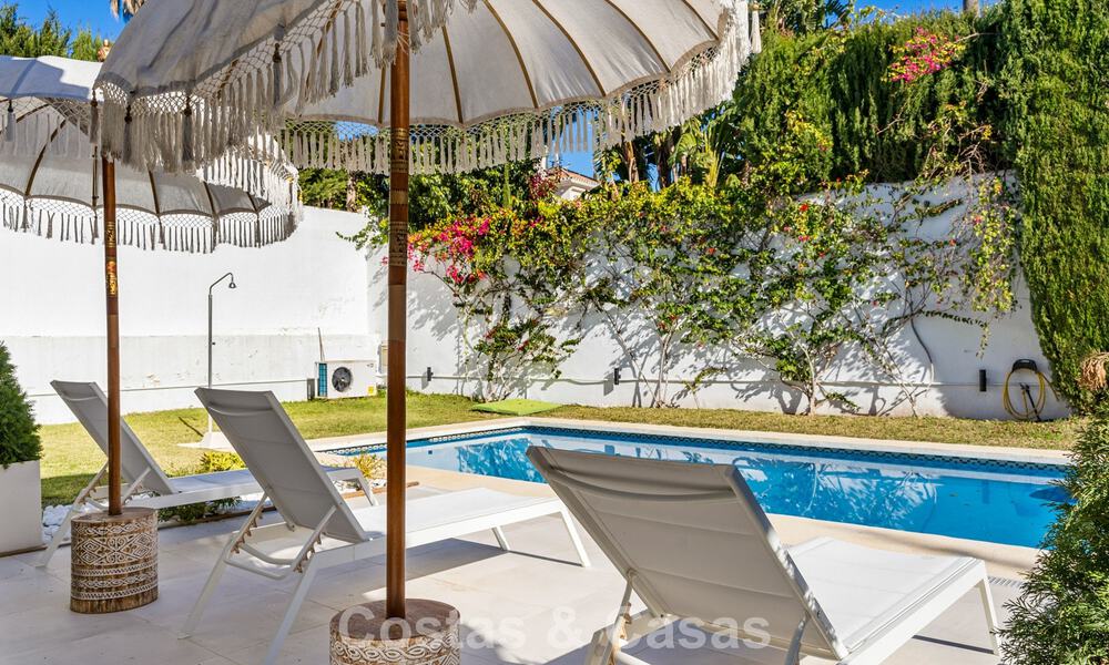Instapklare luxevilla in Mediterrane bouwstijl te koop in een residentiële woonwijk in de golfvallei van Mijas, Costa del Sol 775144