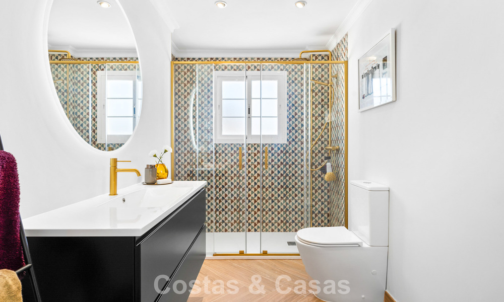 Instapklare luxevilla in Mediterrane bouwstijl te koop in een residentiële woonwijk in de golfvallei van Mijas, Costa del Sol 775149