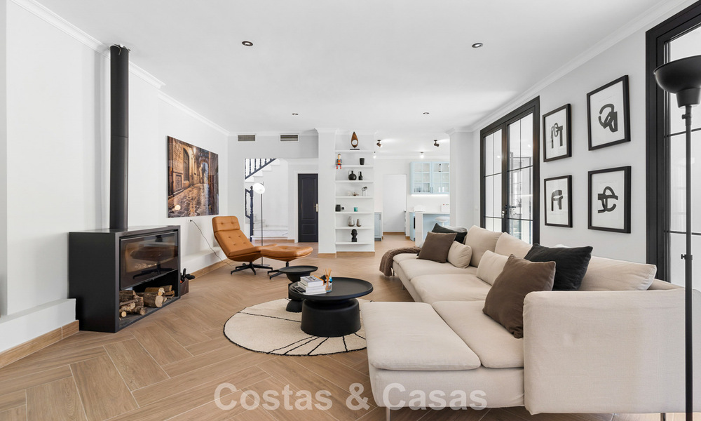 Instapklare luxevilla in Mediterrane bouwstijl te koop in een residentiële woonwijk in de golfvallei van Mijas, Costa del Sol 775164