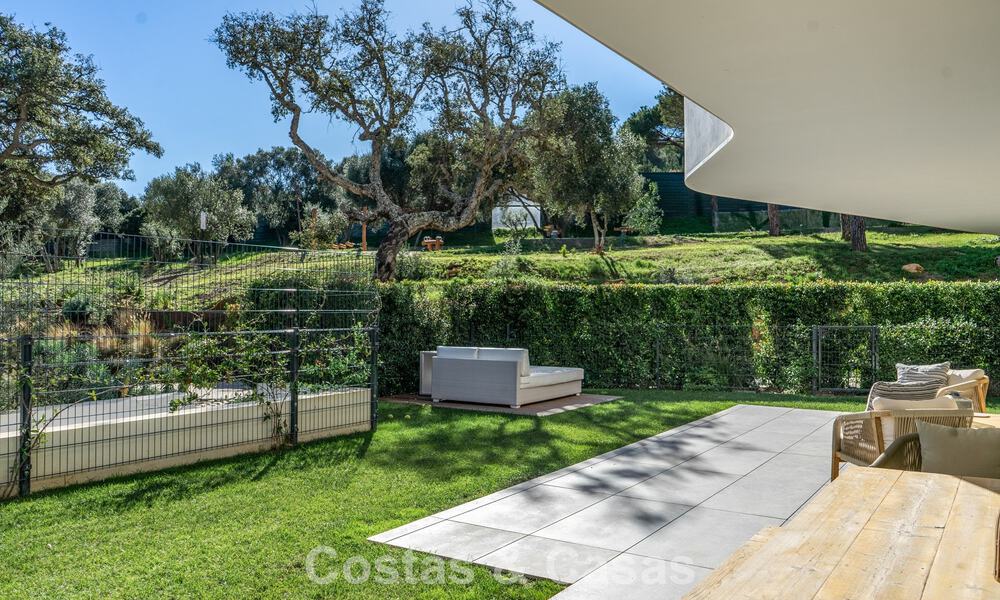 Modernistische begane grond appartement in een omsloten community van Sotogrande, Costa del Sol 775333