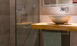 Modernistische begane grond appartement in een omsloten community van Sotogrande, Costa del Sol 775340 