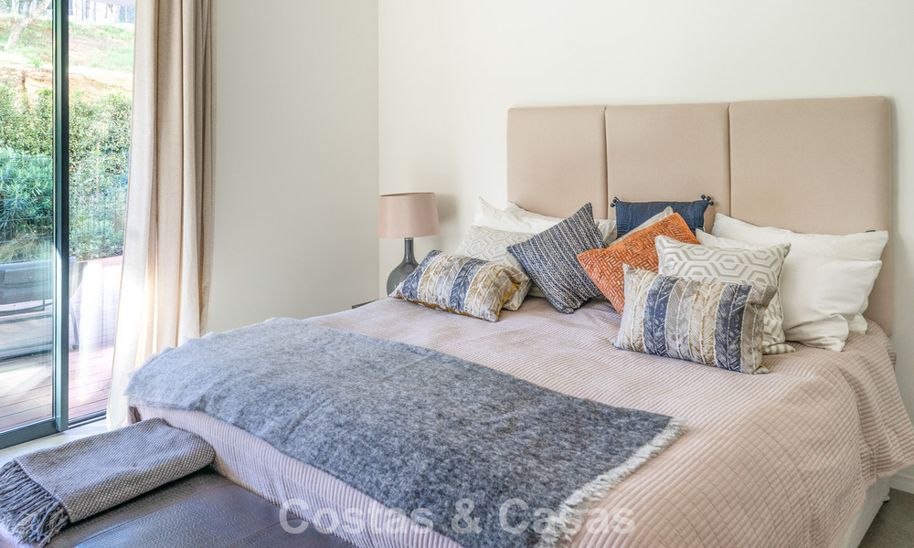 Modernistische begane grond appartement in een omsloten community van Sotogrande, Costa del Sol 775345