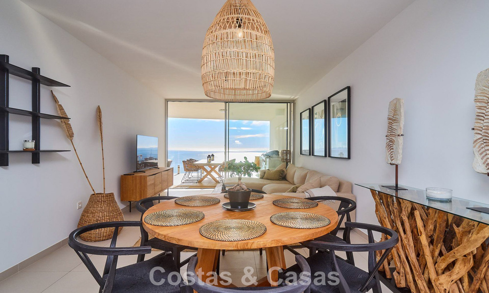 Instapklaar, vooruitstrevend appartement met panoramisch zeezicht te koop in Benalmadena, Costa del Sol 775485