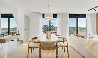 Recent gebouwd penthouse met ruim solarium te koop in een gated complex in Benahavis - Marbella 775462 