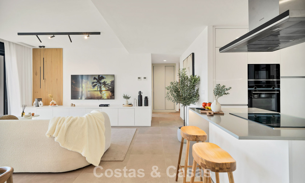 Recent gebouwd penthouse met ruim solarium te koop in een gated complex in Benahavis - Marbella 775463