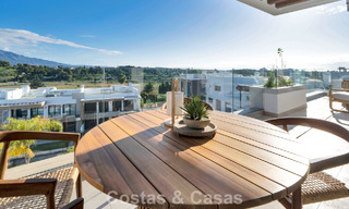 Recent gebouwd penthouse met ruim solarium te koop in een gated complex in Benahavis - Marbella 775470 