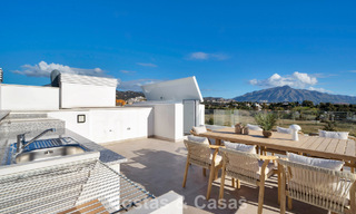 Recent gebouwd penthouse met ruim solarium te koop in een gated complex in Benahavis - Marbella 775484 