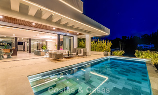 Gesofisticeerde designervilla met magnifiek zeezicht te koop in El Madroñal, Benahavis - Marbella 795620 