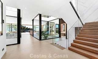 Gesofisticeerde designervilla met magnifiek zeezicht te koop in El Madroñal, Benahavis - Marbella 795637 