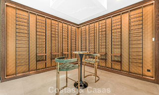 Gesofisticeerde designervilla met magnifiek zeezicht te koop in El Madroñal, Benahavis - Marbella 795638 