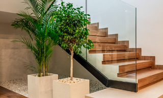 Gesofisticeerde designervilla met magnifiek zeezicht te koop in El Madroñal, Benahavis - Marbella 795653 