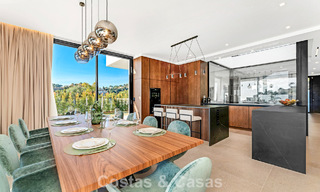 Gesofisticeerde designervilla met magnifiek zeezicht te koop in El Madroñal, Benahavis - Marbella 795657 