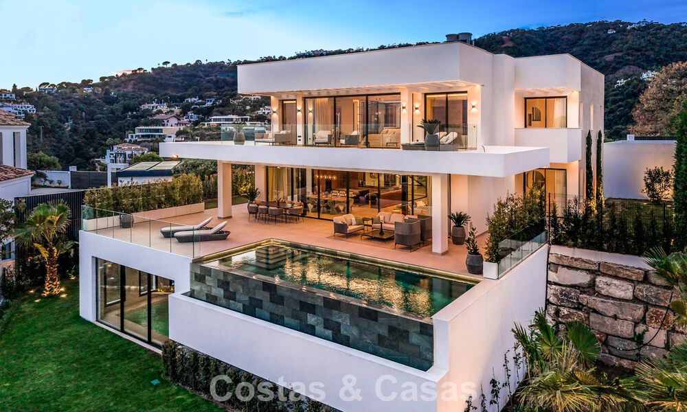 Geavanceerde designervilla met prachtig zeezicht te koop in El Madroñal, Benahavis - Marbella 796825