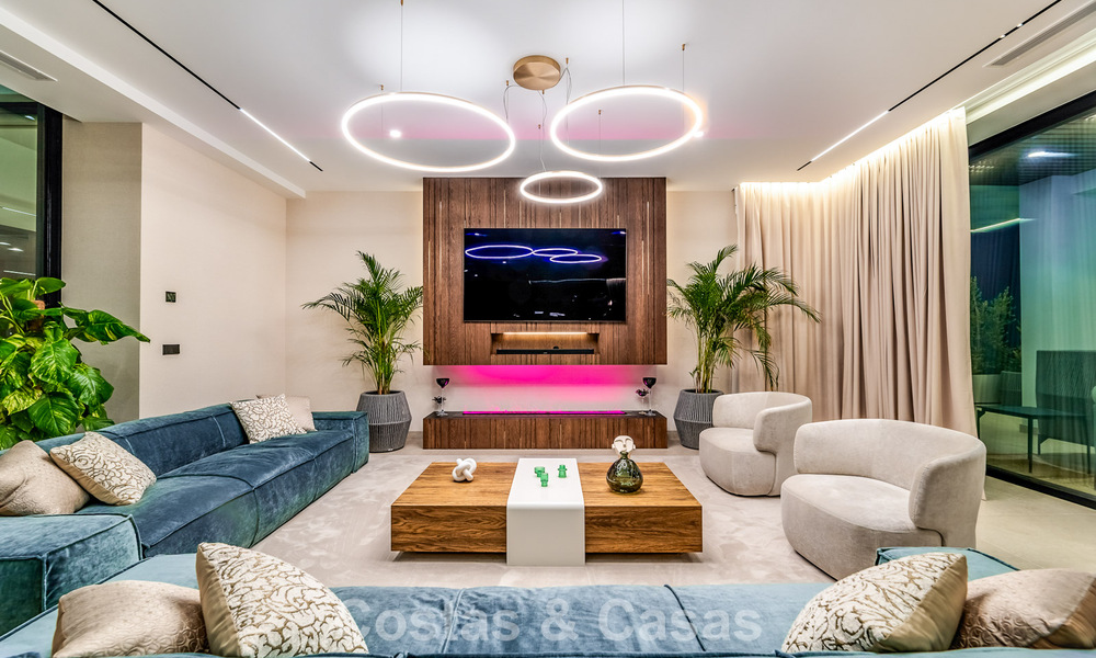 Geavanceerde designervilla met prachtig zeezicht te koop in El Madroñal, Benahavis - Marbella 796837